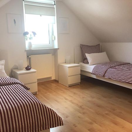 Wohnung Am Kreuzberg Fuer 2 Personen Medlingen Chambre photo